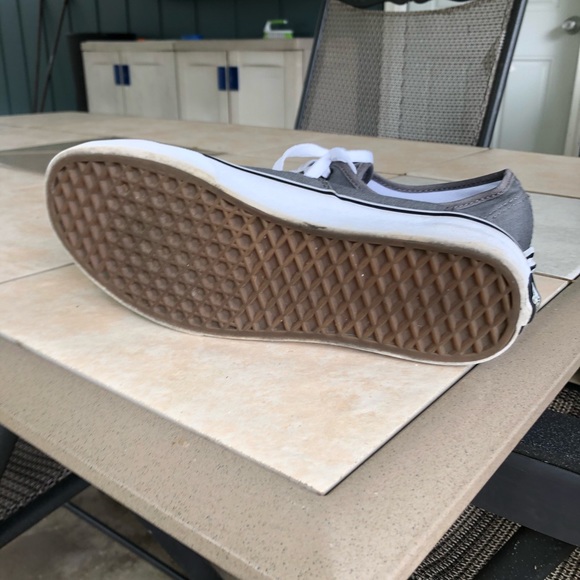Authentic Vans - Picture 4 of 4